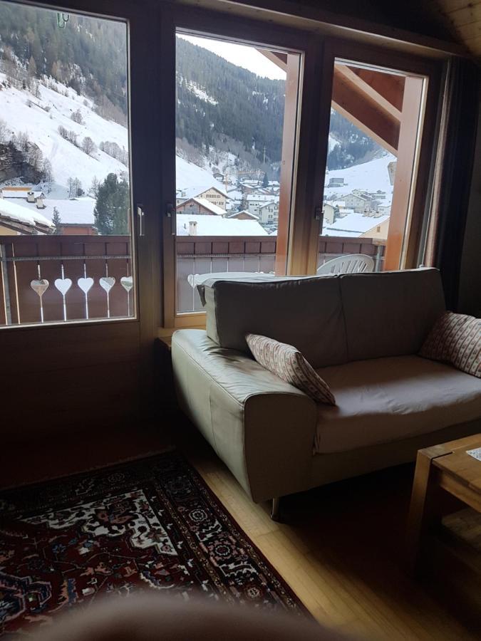 Dachwohnung Unterem Hoereli Vals Esterno foto